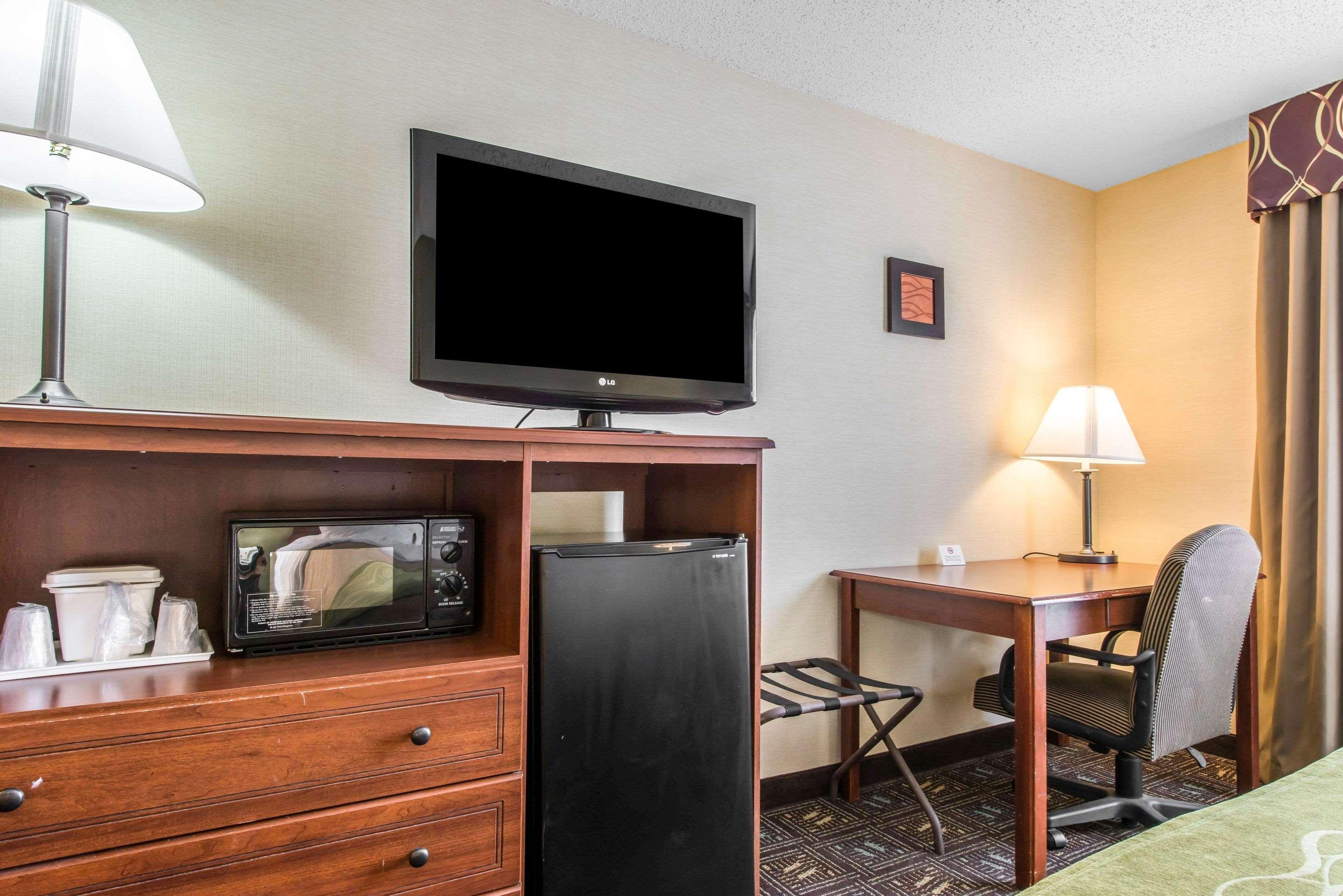 Comfort Inn Weirton Екстер'єр фото