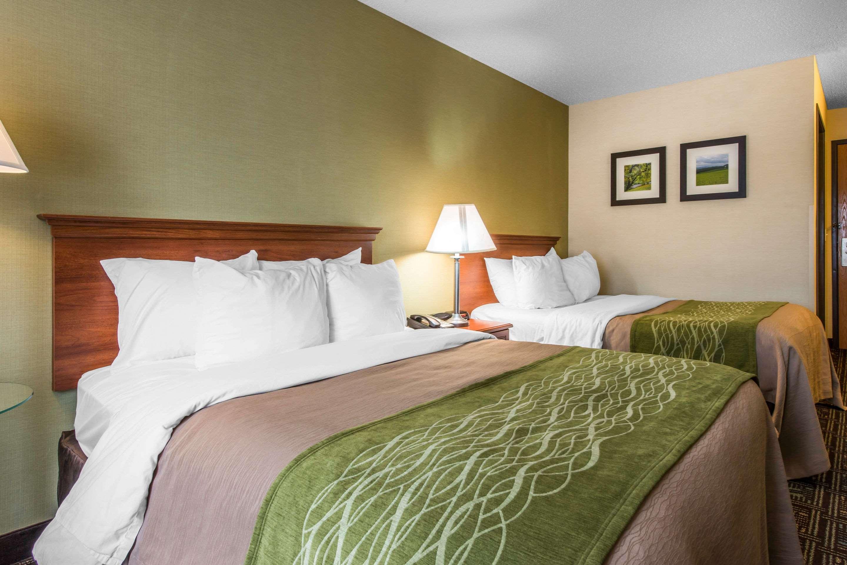 Comfort Inn Weirton Екстер'єр фото