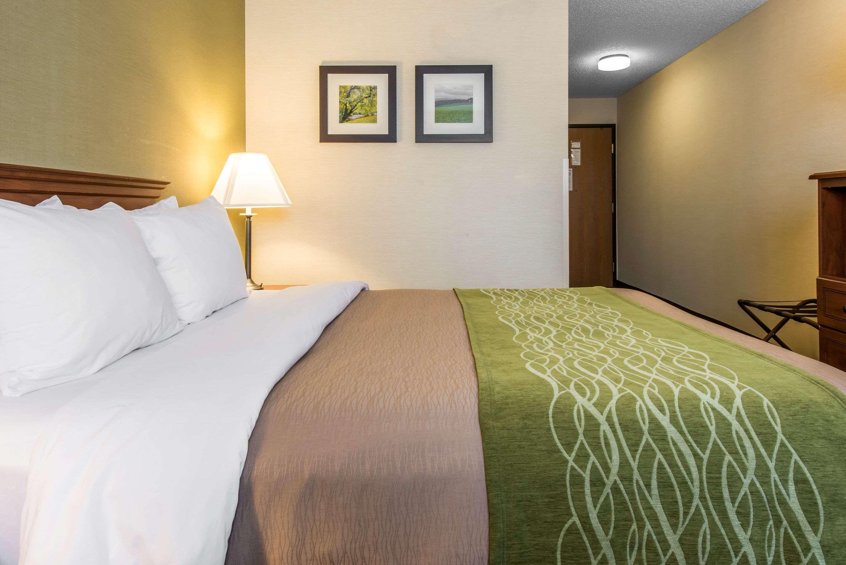 Comfort Inn Weirton Екстер'єр фото