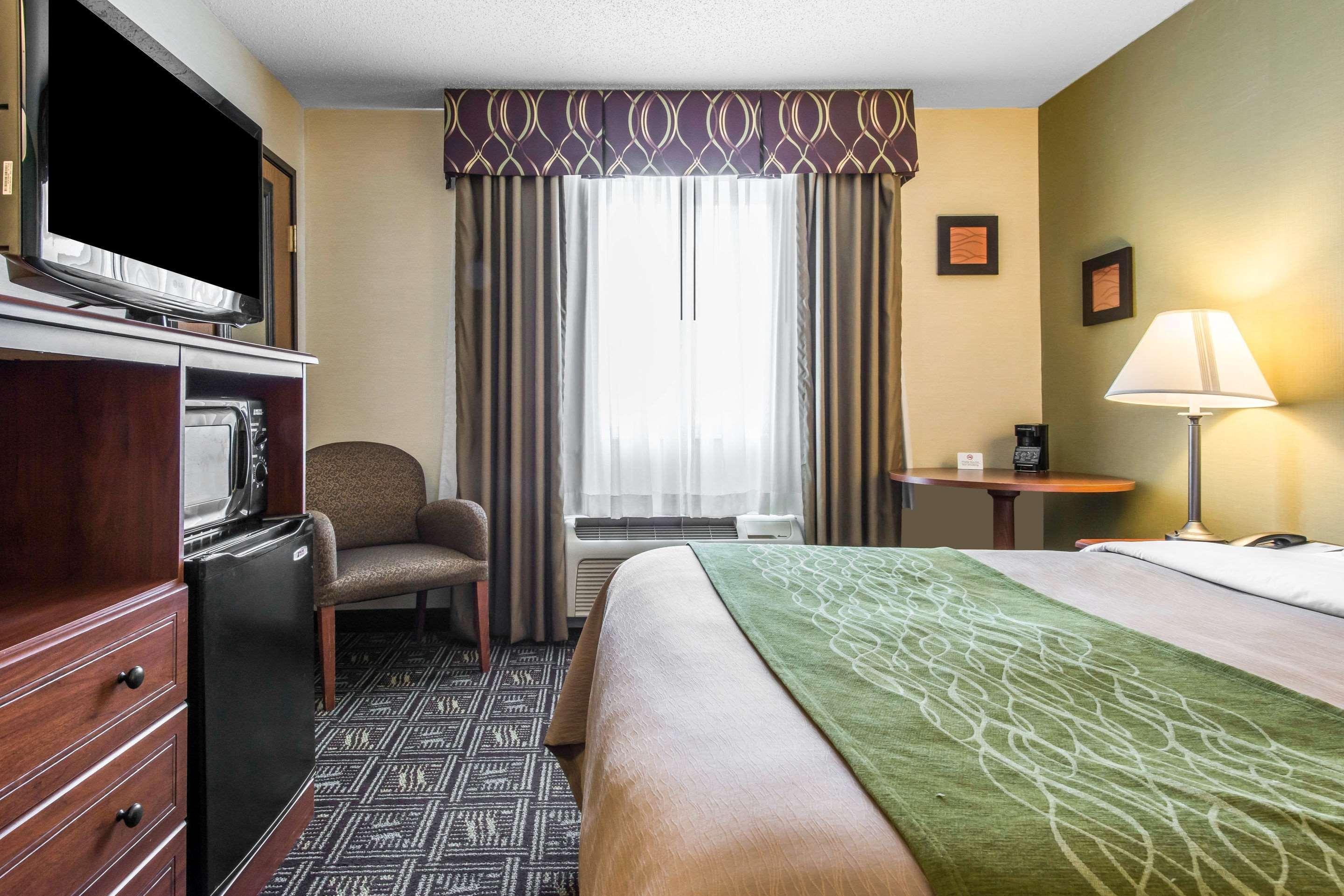 Comfort Inn Weirton Екстер'єр фото