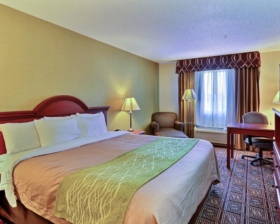 Comfort Inn Weirton Екстер'єр фото